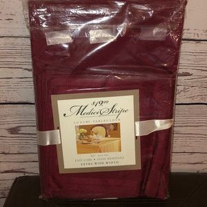 Medici Stripe Luxury table collection